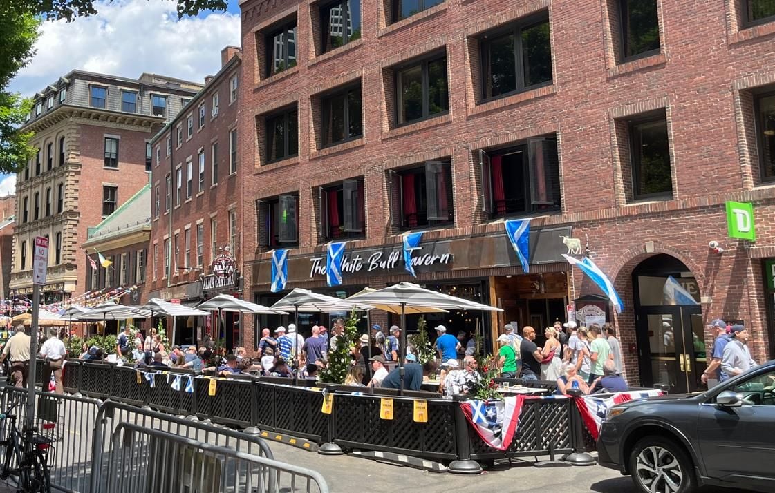 ¿Se han quedado sin cerveza los bares de Boston? “Nadie puede beber tanto como un escocés” ¿Se han quedado sin cerveza los bares de Boston? “Nadie puede beber tanto como un escocés”